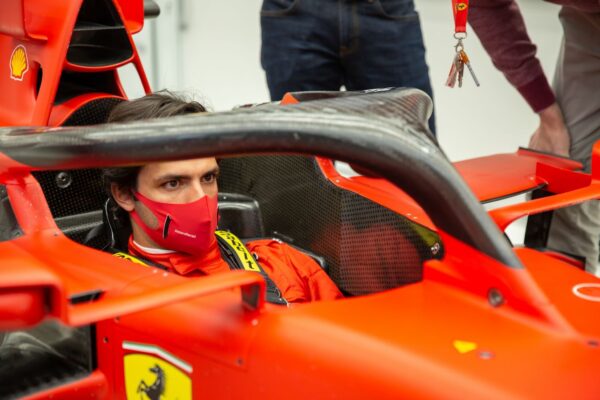 Un test Ferrari pour Carlos Sainz en janvier