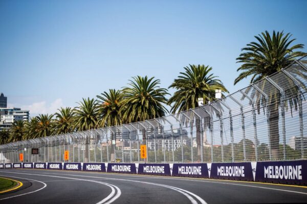 Stroll déclare que Melbourne sera reporté en fin de saison