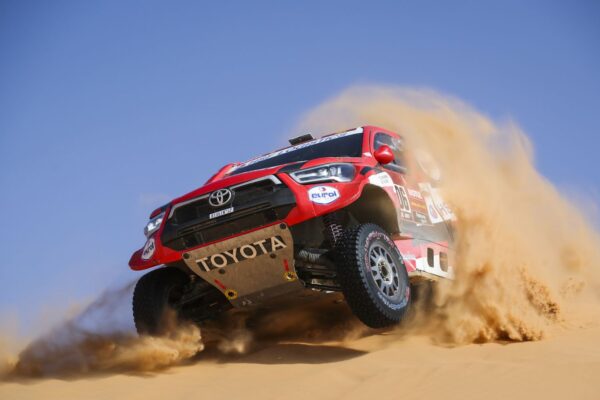 Dakar 2021 : Ten Brinke en tonneaux à 40 km de l'arrivée