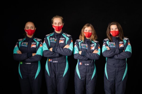 Ferrari accueille la finale du programme FIA - Girls on Track