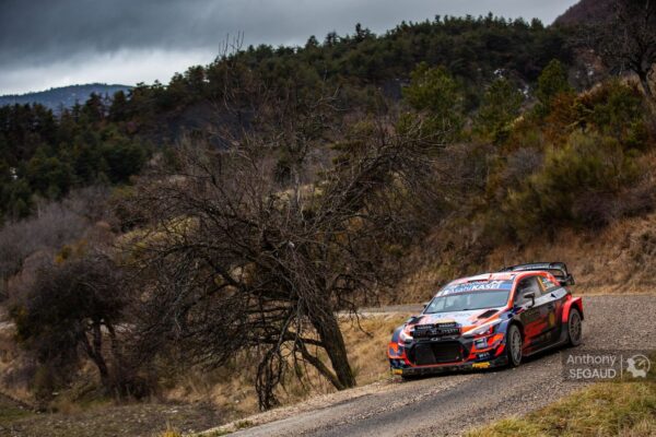 Monte-Carlo : Ott Tänak contraint à l'abandon