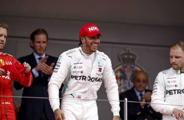 Lauda aurait prolongé Hamilton à "n'importe quel prix"