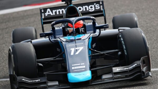 Marcus Armstrong termine les essais FIA F2 en tête des temps