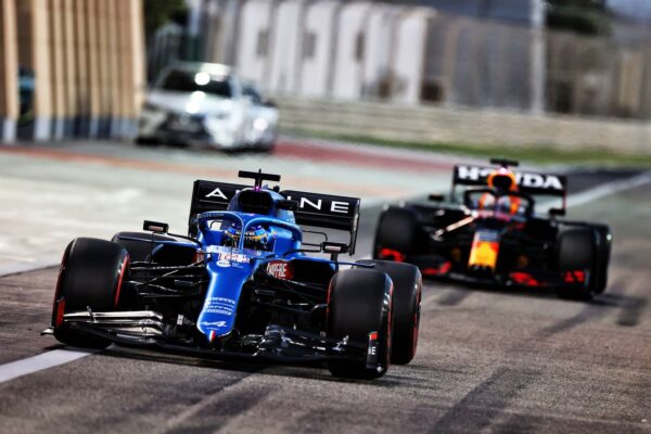 Alonso : "je suis meilleur que Hamilton, Verstappen et Vettel"
