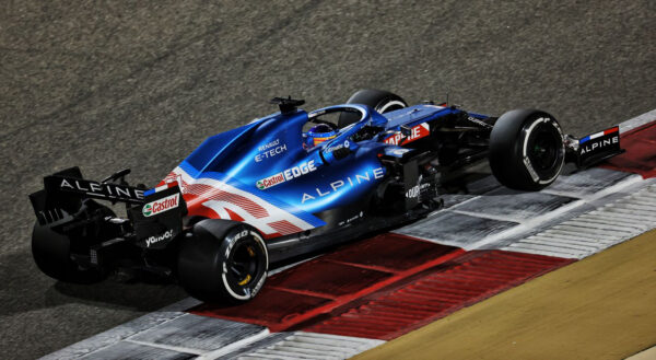 Alpine continue d'accumuler les kilomètres avec Alonso