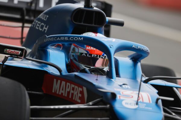 Esteban Ocon a pris le volant de l'Alpine à Silverstone