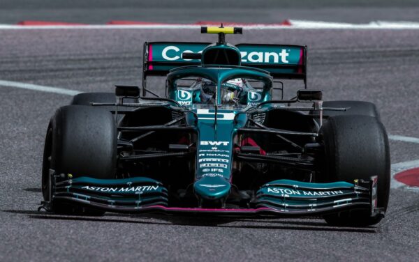 Pas de panique chez Aston Martin selon Vettel