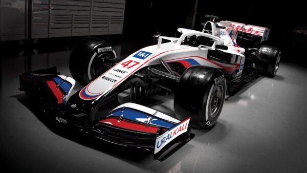 Haas dévoile la livrée de sa VF-21 pour 2021 et un sponsor-titre