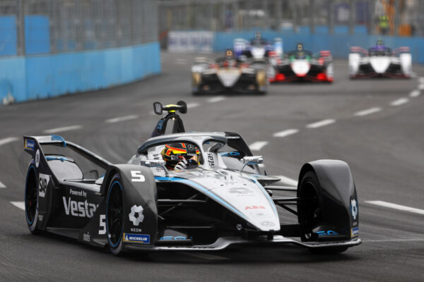 E-Prix de Rome : Vandoorne offre une deuxième pole à Mercedes