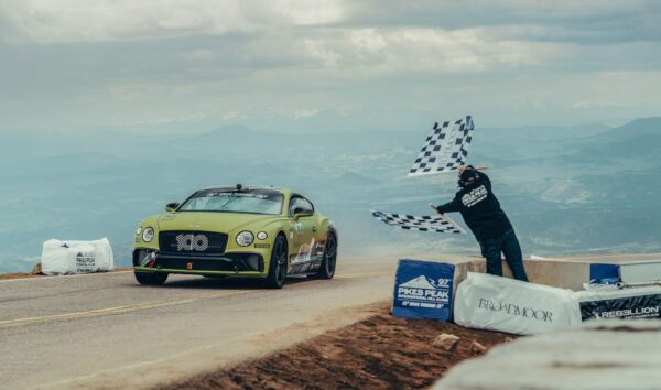 Bentley pour une troisième et dernière tentative à Pikes Peak