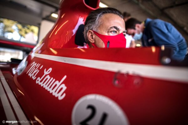 Jean Alesi dans la Ferrari de Niki Lauda au Circuit Paul Ricard