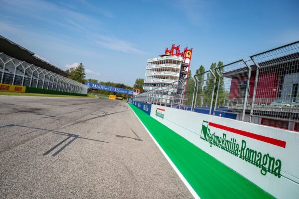 Imola ouvert au public samedi pour l'hommage à Senna et Ratzenberger