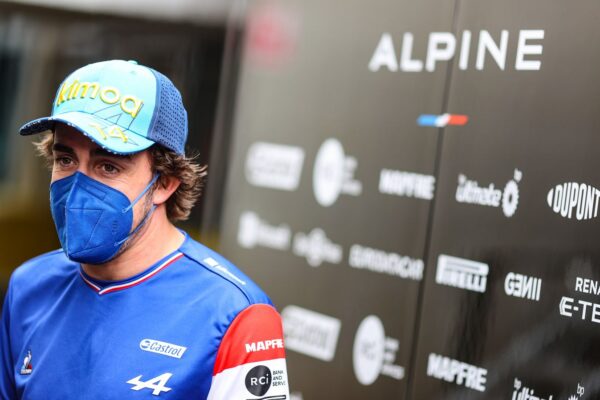 Luca de Meo : "Alonso assume son rôle de leader"