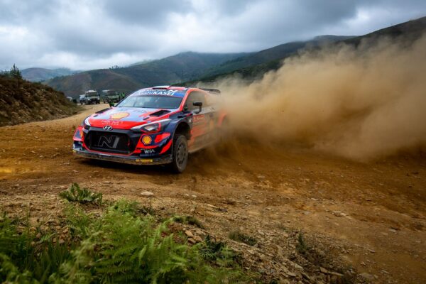 Rallye du Portugal, J1 : Sordo trébuche, Tänak leader !