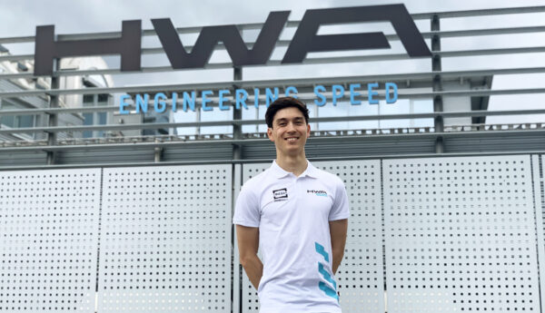 Jack Aitken de retour en FIA F2 chez HWA Racelab
