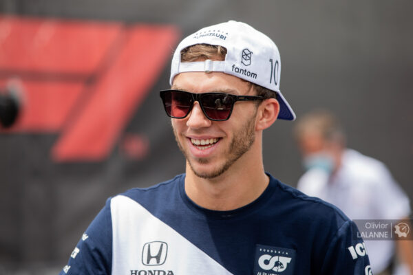 Gasly : "c'est génial de voir autant de drapeaux français"