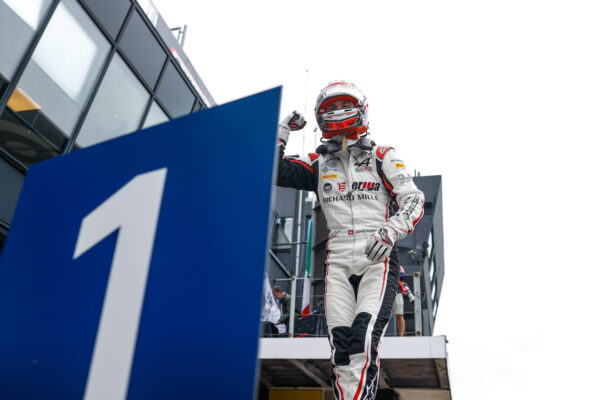 Grégoire Saucy s'envole en Formula Regional European by Alpine