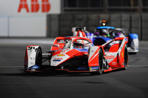 E-Prix de Londres 2 : Alex Lynn s'impose, Lucas di Grassi disqualifié