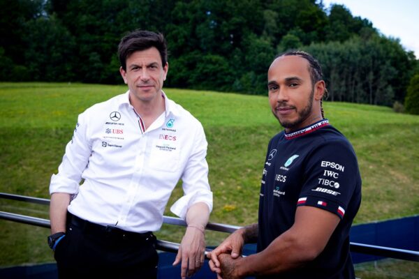 Mercedes et Hamilton lancent "Ignite" pour promouvoir la diversité