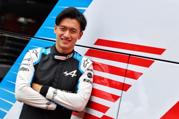 Guanyu Zhou revient sur son départ de l'Alpine Academy
