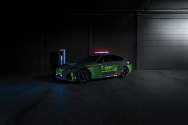 La BMW i4 M50 devient la Safety Car de la MotoE