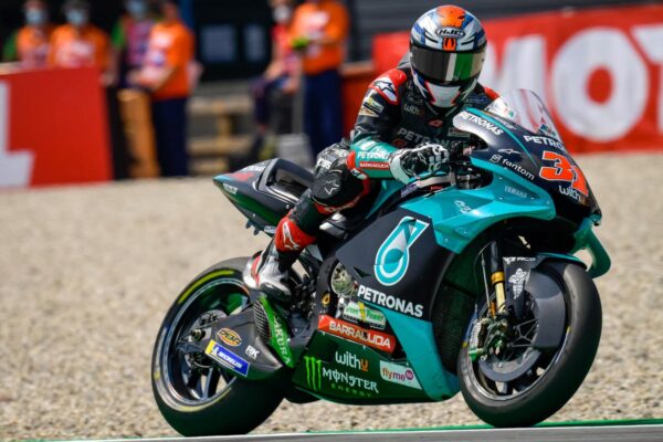 Qui pour piloter chez Petronas Yamaha SRT ?