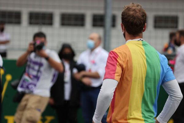 La réprimande de Vettel n'a aucun lien avec le message du t-shirt