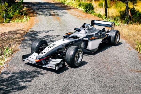 La McLaren MP4-17 de Räikkönen en vente pour 2 millions !