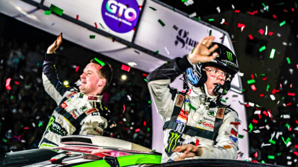 Oliver Solberg se sépare de son copilote Aaron Johnston