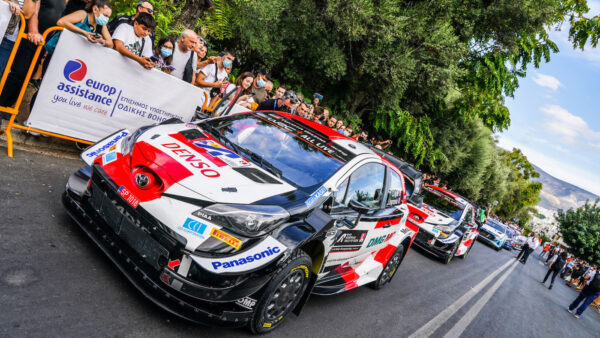 Rallye de l'Acropole, ES1 : Ogier mène un triplé Toyota