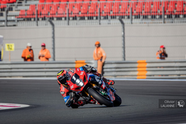 Yoshimura SERT Motul en pole position du Bol d'Or