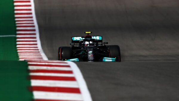 Grand Prix des États-Unis, EL1 : Bottas mène un doublé Mercedes