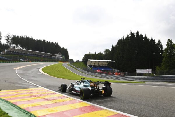 Le chalet de l'Eau Rouge détruit pour la nouvelle tribune