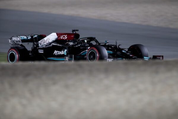 Grand Prix du Qatar : Hamilton s'impose, Alonso sur le podium !