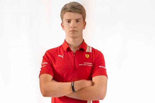 Robert Shwartzman aux Rookies Test avec Haas