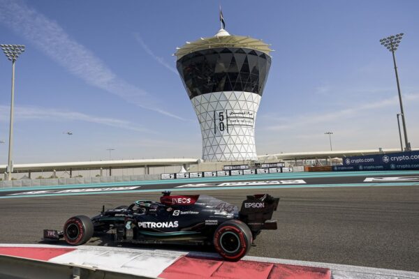 Grand Prix d'Abu Dhabi, EL2 : Hamilton réplique devant Ocon