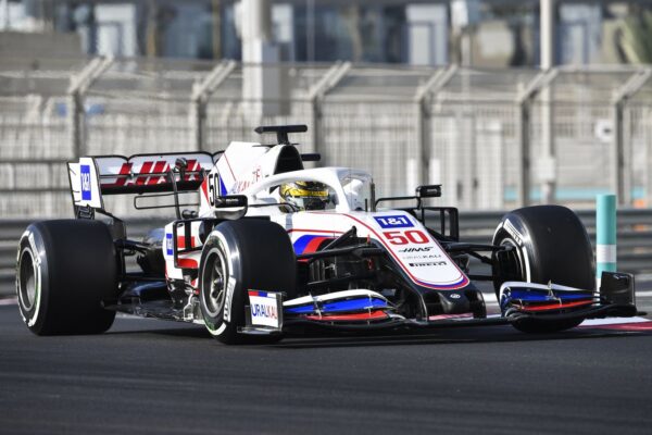 Shwartzman et Haas terminent les essais d'Abu Dhabi en tête