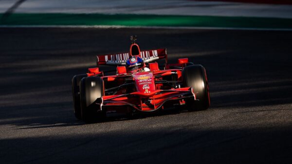 Montoya a roulé pour la première fois dans une Ferrari F1