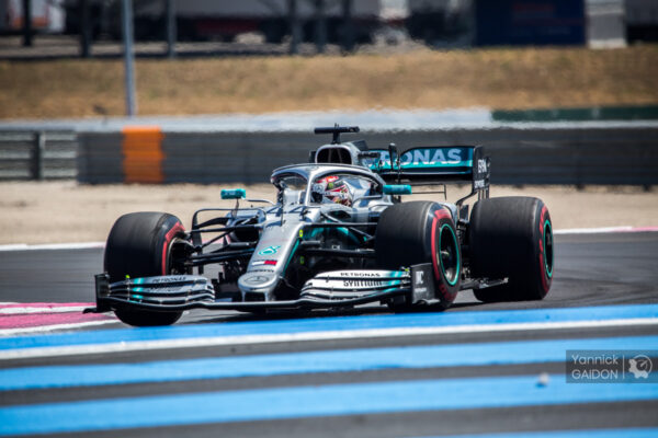 Mercedes devrait revenir à sa livrée argentée en 2022