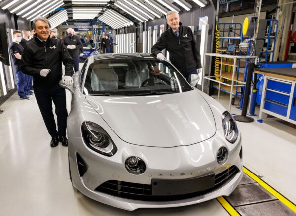Alpine assemblera son Crossover GT à Dieppe