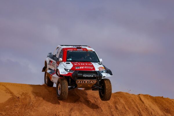 Dakar 2022 : De Villiers pénalisé pour avoir percuté un motard