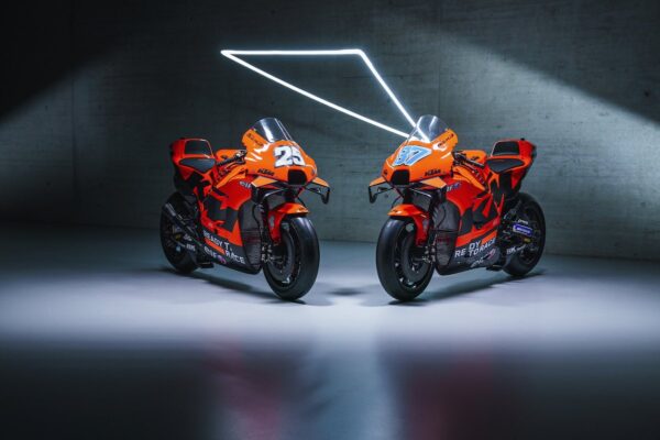 Tech3 KTM, de nouveaux pilotes pour une nouvelle année
