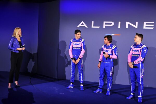 Ocon et Alonso réagissent à la présentation de l'Alpine A522