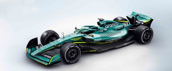 Aston Martin lève le voile sur sa monoplace 2022, AMR22