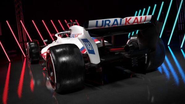 Resta : "la VF-22, le projet le plus complexe de Haas"