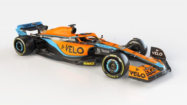 McLaren présente la MCL36 et une nouvelle livrée