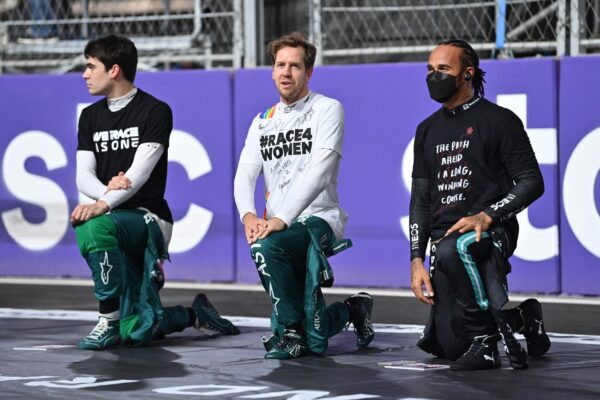 Vettel est surpris que la F1 cesse la cérémonie "We Race As One"