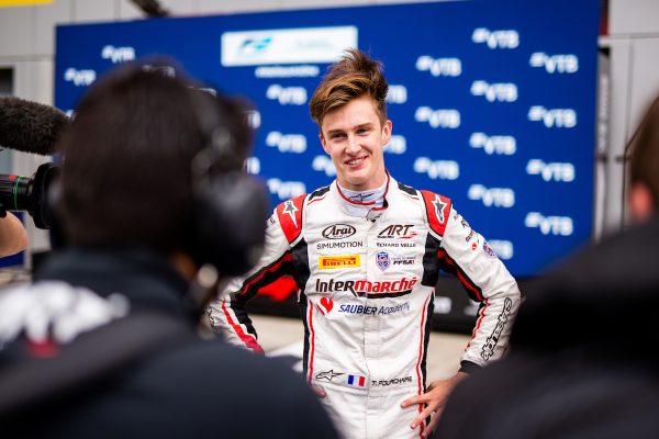 Théo Pourchaire rempile avec la Sauber Academy