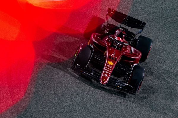 Grand Prix de Bahreïn : Leclerc s'impose, doublé Ferrari