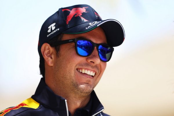 Pérez aimerait que les pilotes positifs au Covid puissent rouler